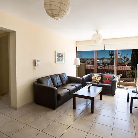 Moderne Ayia Napa